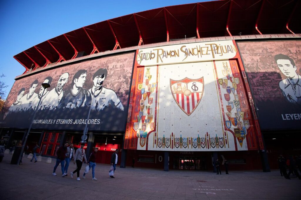 El Ayuntamiento prepara un dispositivo especial de limpieza, movilidad y seguridad para el Sevilla FC