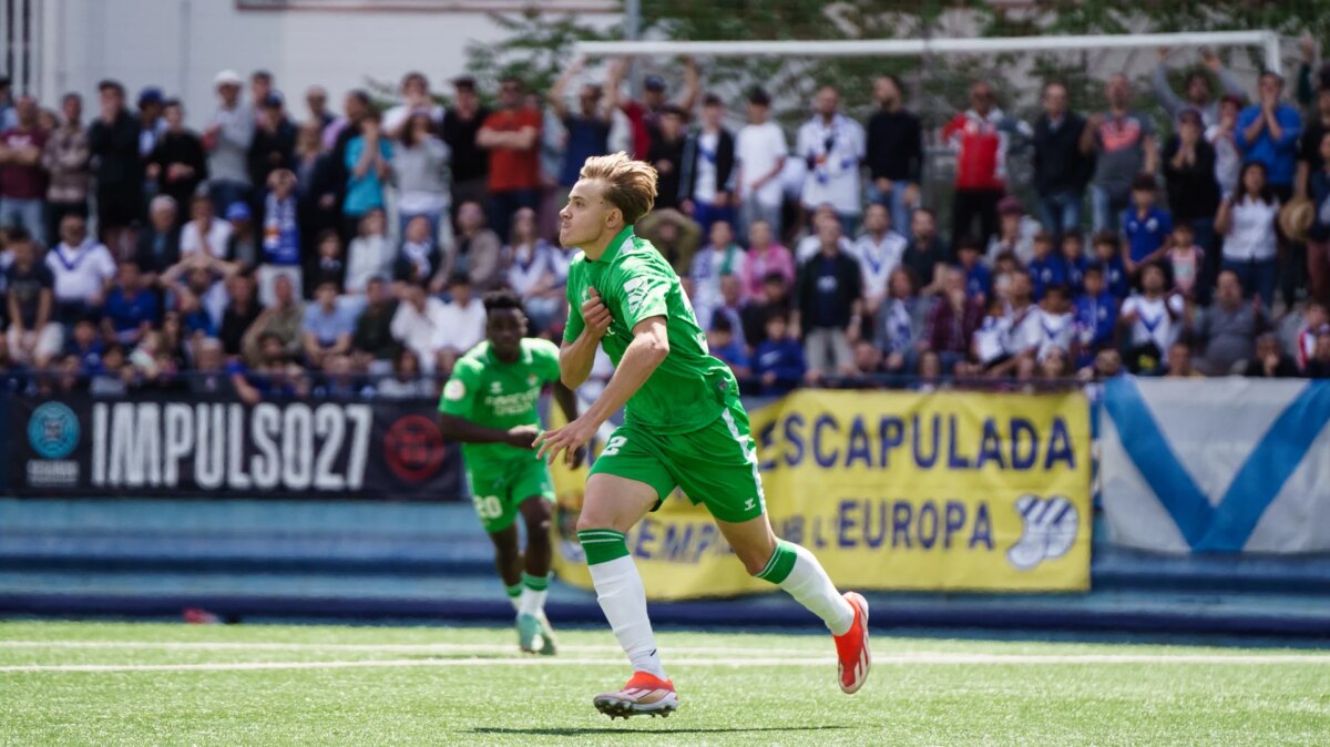 CRÓNICA | El Betis Deportivo supera al Europa y pasa a la final por el ascenso (1-3)